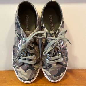 Gently worn Superga trainers! 👟 👟